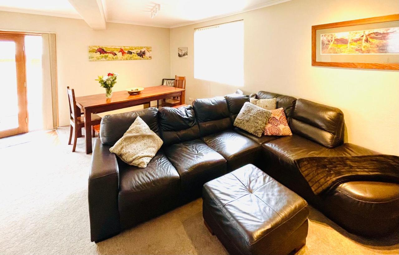 Full Circle Apartments Jindabyne Esterno foto