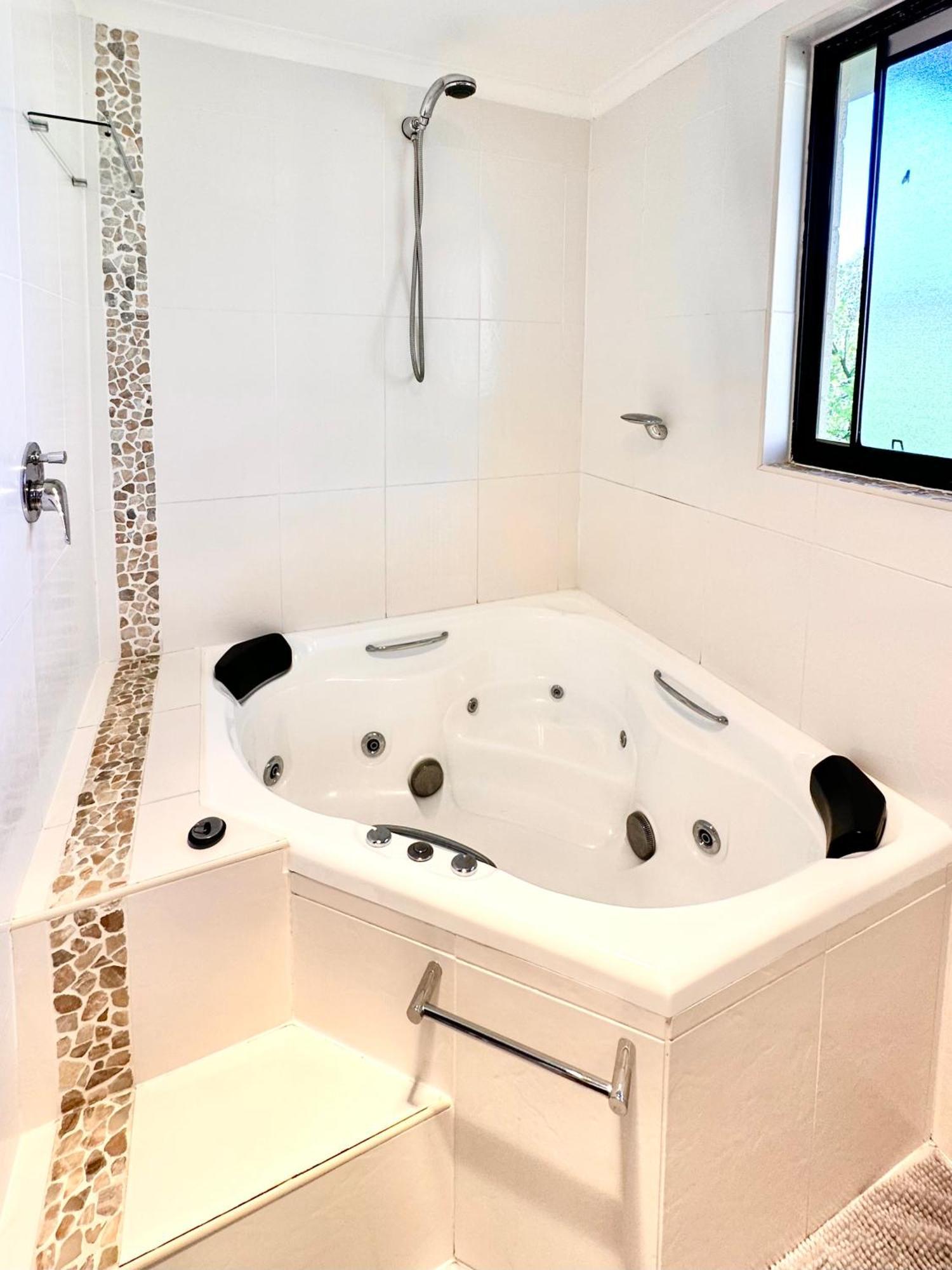 Full Circle Apartments Jindabyne Esterno foto